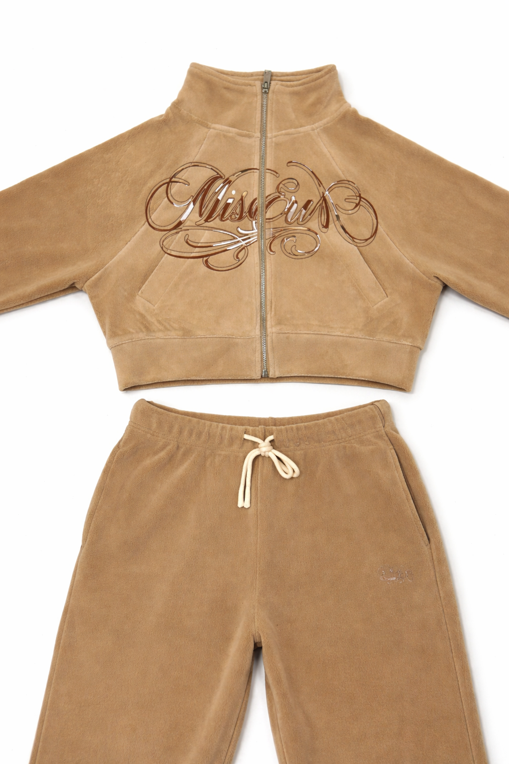 Peanut Butter Full Women’s Cropped Sweatsuit